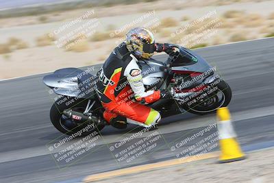 media/Jan-19-2024-Apex Assassins-CVMA Friday (Fri) [[74e94f2102]]/Trackday 1/Session 2 (Turn 12 Inside)/